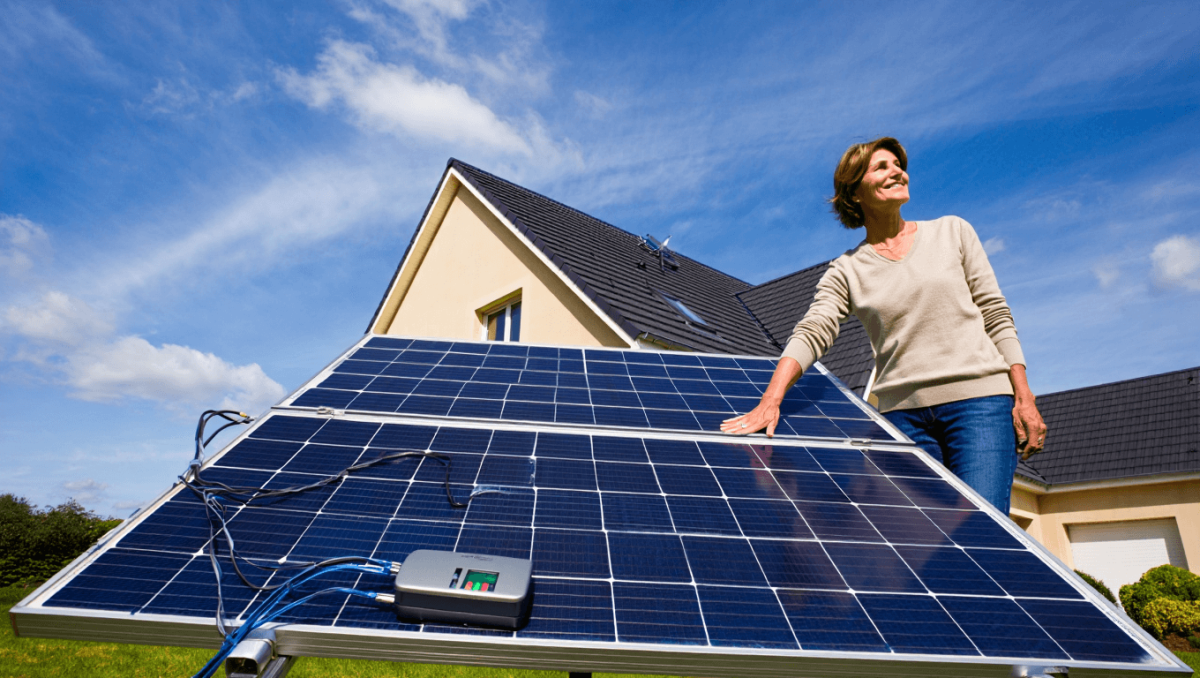 Comment choisir son panneau solaire plug and play ?