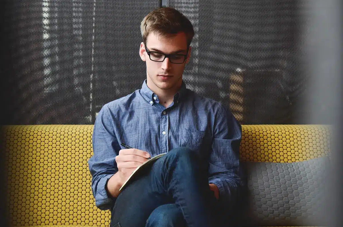Mesure depuis la position des yeux avec un carton représentant l'écran
